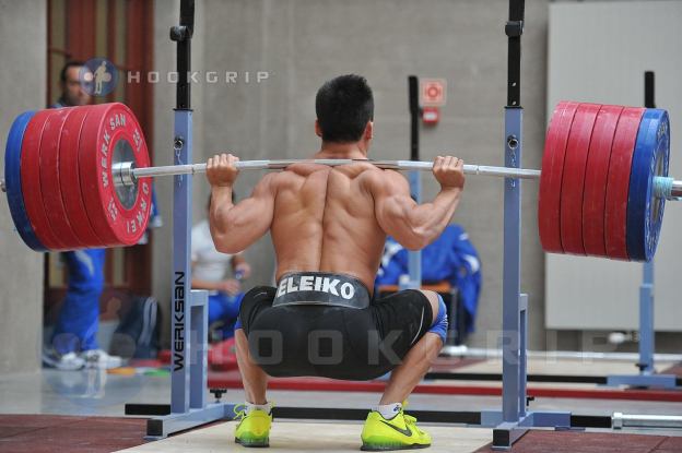 lu-xiaojun-squat-260